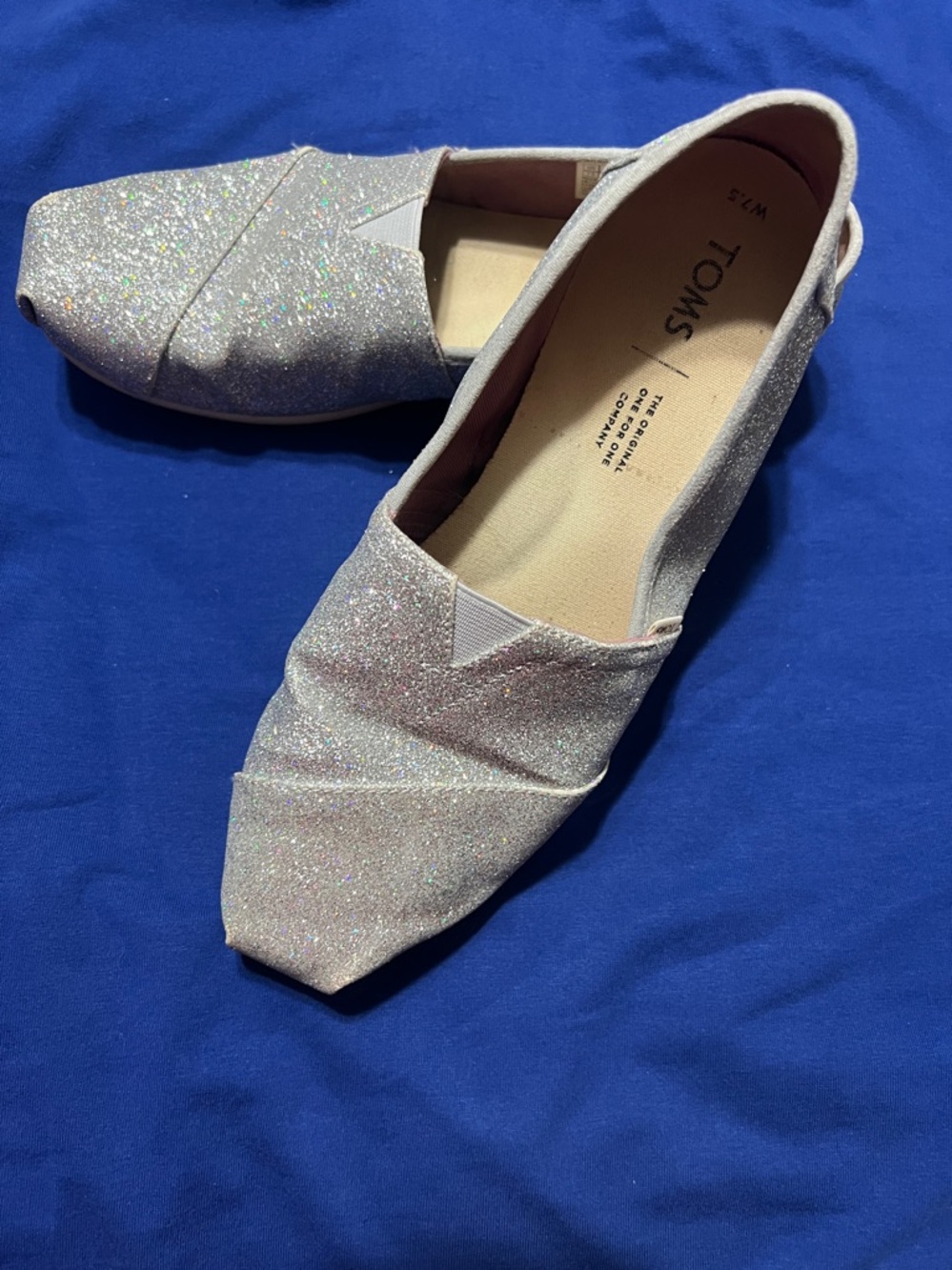 TOMS Classic Women's Silver Glitter Slip-On Flats Size 7.5